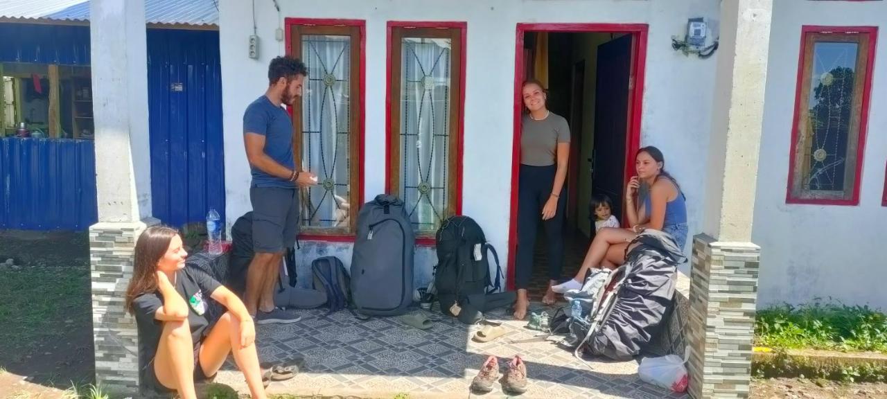Ruteng Hostel Exterior foto